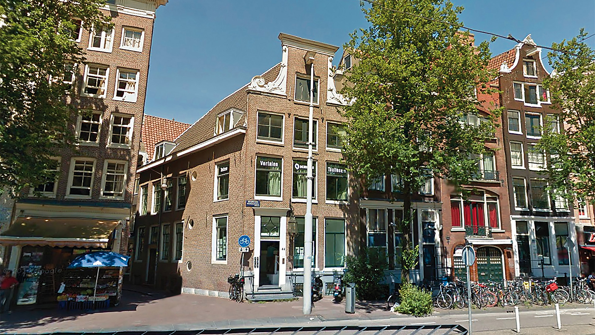 Exterior view of the KERN language school Amsterdam