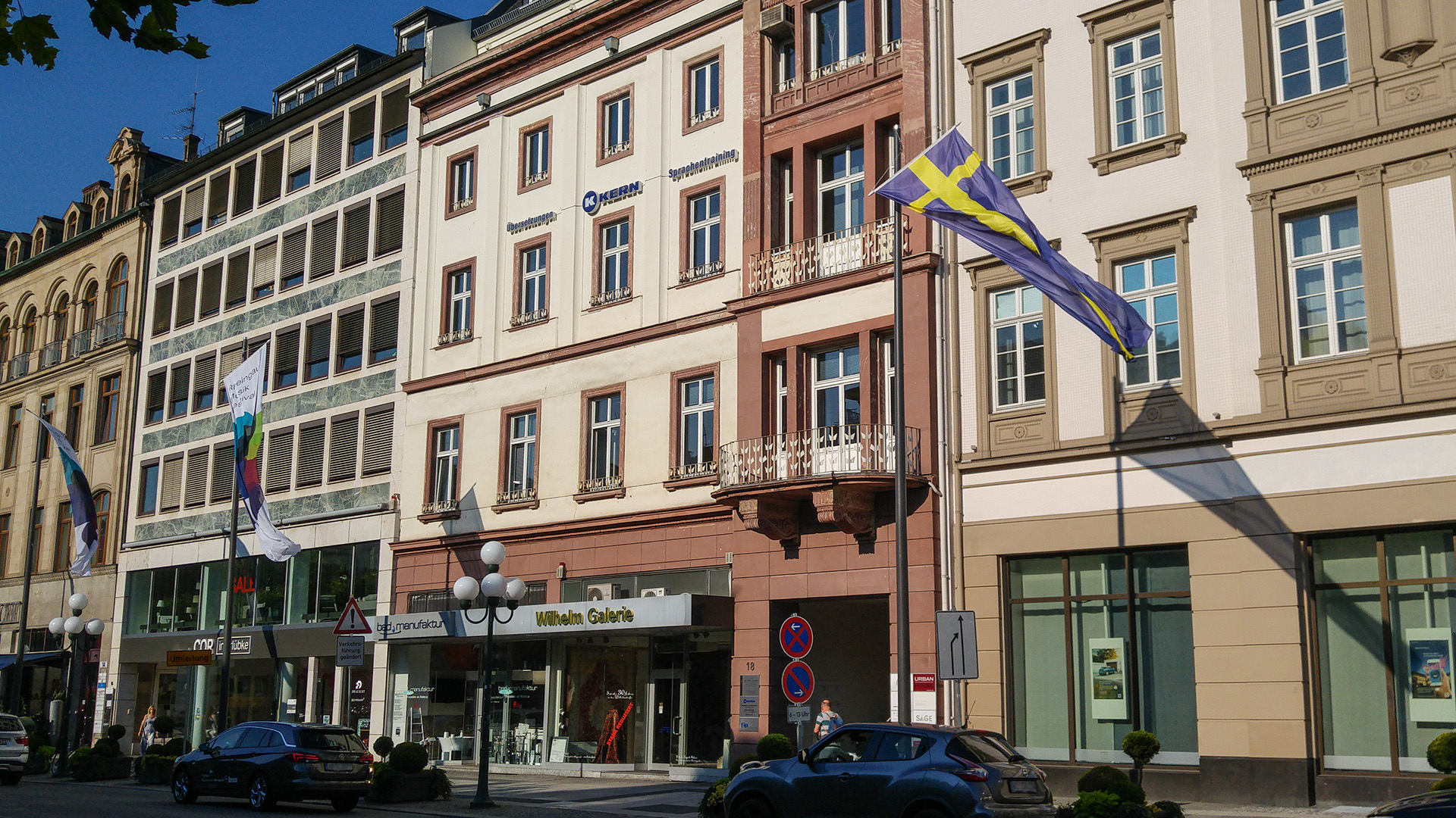 Exterior view of the KERN language school Wiesbaden